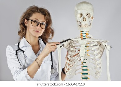 275,795 Skeleton isolated Images, Stock Photos & Vectors | Shutterstock