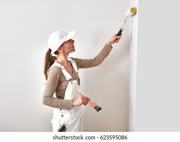 Woman Painting Wall Stock Photo 623595086 | Shutterstock