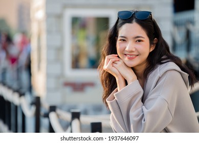 タイ女性 の画像 写真素材 ベクター画像 Shutterstock