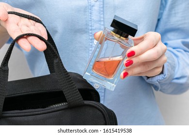 840 Woman put perfume Images, Stock Photos & Vectors | Shutterstock