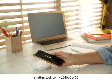 244 Putting in new batteries Images, Stock Photos & Vectors | Shutterstock