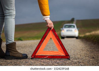 332 Flat tire warning triangle Images, Stock Photos & Vectors ...