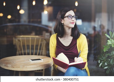 29,193 Woman Alone Restaurant Images, Stock Photos & Vectors | Shutterstock