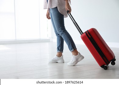 Business Woman With Suitcase Images Stock Photos Vectors Shutterstock