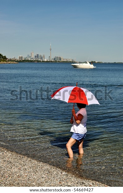 white umbrella toronto