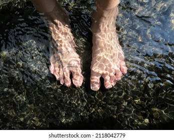 Feet stream