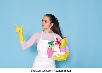 Woman In Rubber Gloves Pointing Fingers Aside At Copyspace