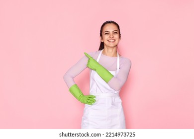 Woman In Rubber Gloves Pointing Fingers Aside At Copyspace