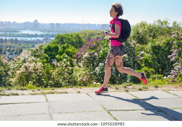 backpack for running to work