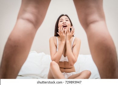 Woman In Shock Looking At Big Size Mans Penis. 