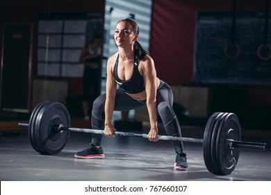 106,855 Female weight lifting Images, Stock Photos & Vectors | Shutterstock