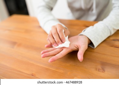 Woman Suffer From Hyperhidrosis On Hand