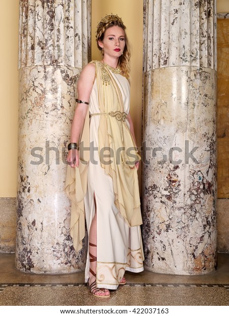 romans plus clothing