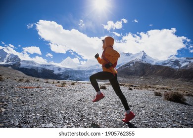 Frauenwanderweg Langlaufloipe im Wintergebirge