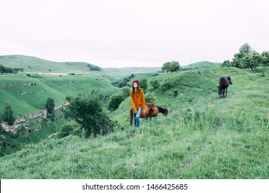 Woman Travel Nature Tourism Field