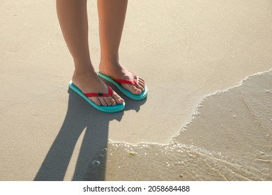 5,505 Women Wearing Flip Flops Images, Stock Photos & Vectors ...