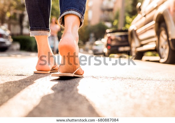 walking flip flops