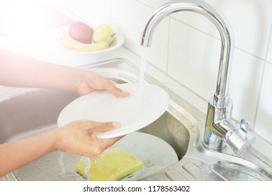 rubber gloves dishes