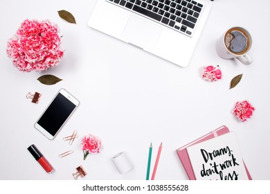 331,269 Beautiful office desk Images, Stock Photos & Vectors | Shutterstock