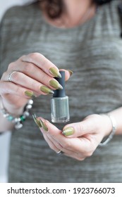 nail  polish	 manicure