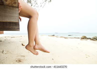 Womans Legs Beach Jetty Foto Stock Shutterstock