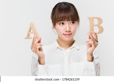 Women Comparing B Stock Photo 1784261159 | Shutterstock