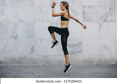 Healthy Young Woman Running Morning Fitness Stock Photo 1823447606 ...