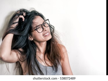 Women have itchy scalp fungus.