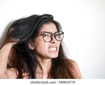 Women Have Itchy Scalp Fungus.

