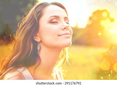 Women, Healthy Lifestyle, Sun. - Shutterstock ID 291176792