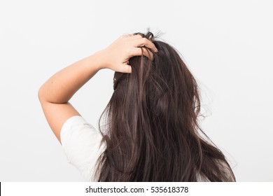 Women Itching Scalp  Itchy His Hair