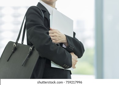 Women In Job Hunting