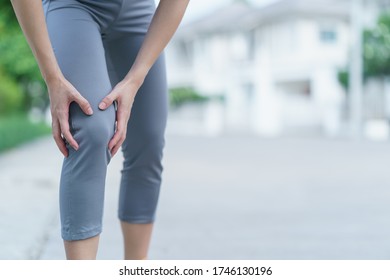 45,109 Joint pain women Images, Stock Photos & Vectors | Shutterstock