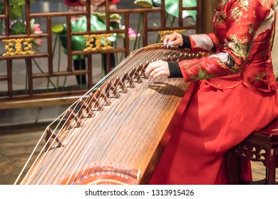 Women Playing Zither Chinese Instruments Stock Photo 1312085486 ...