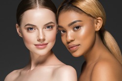 Mulheres Retrato Mix Raças Pele Preta E Pele Branca Beleza Feminina