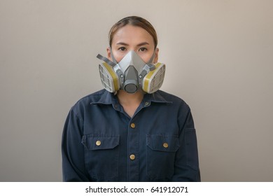 Women Protection Cartridge Respirator Gas Mask - Close Up.