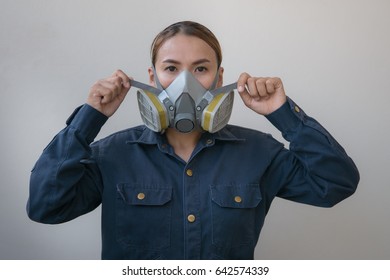 Women Protection Cartridge Respirator Gas Mask - Close Up.