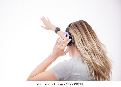 Women With Silent Disco Headphones For A Silentparty