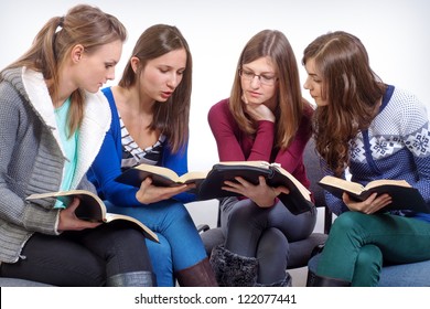 Women Team Learn Truth From The Bible