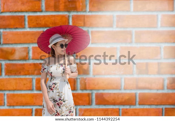 red umbrella hat