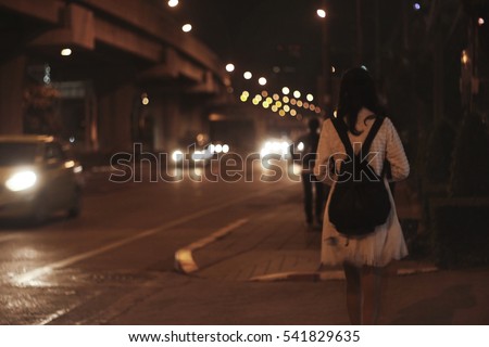 Women walking alone 