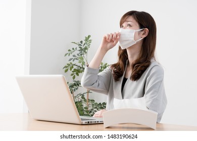 Women Who Suffer From Hay Fever