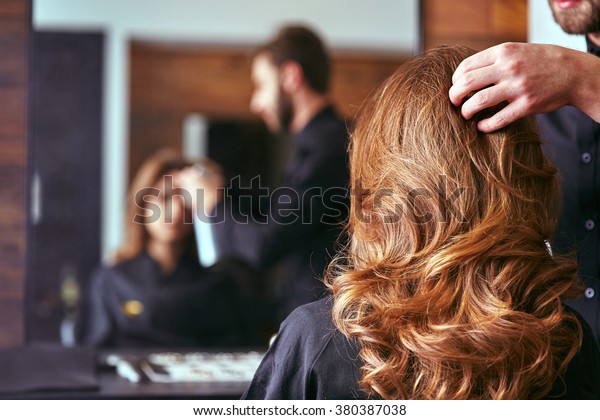 Women\'s haircut.\
hairdresser, beauty\
salon