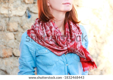 women's shawl stole with pattern