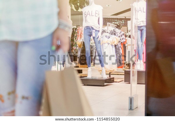 womens shopping stores