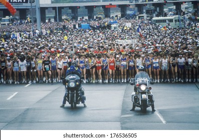 Women's Starting Line At NY City Marathon, NY