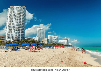 Wonderful Colors Miami Beach People On Stock Photo 481420957 | Shutterstock