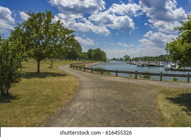 The Wonderful Cove Island Park At Stamford, A City In Fairfield County, Connecticut, United States Of America.