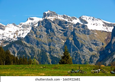 a wonderful hiking day in Arnisee Switzerland