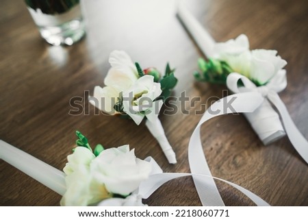 Wonderful luxury wedding candles with flowers